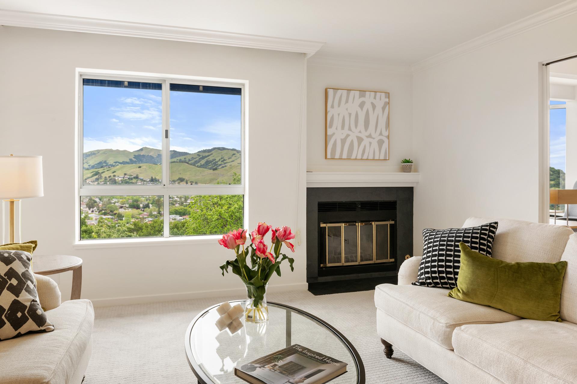 Vila Marin condo sitting room with window interior