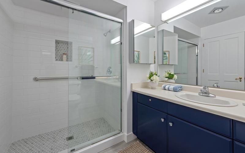 Type C – 1 Bed + Den, 2 Baths  #14