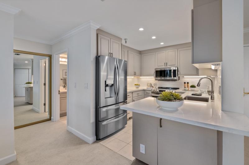 Type D – 1 Bed + Den, 2 Baths  #9